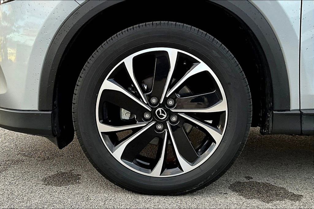 Used 2023 MAZDA CX-5 AWD 2.5 S w/ Premium Package image 9