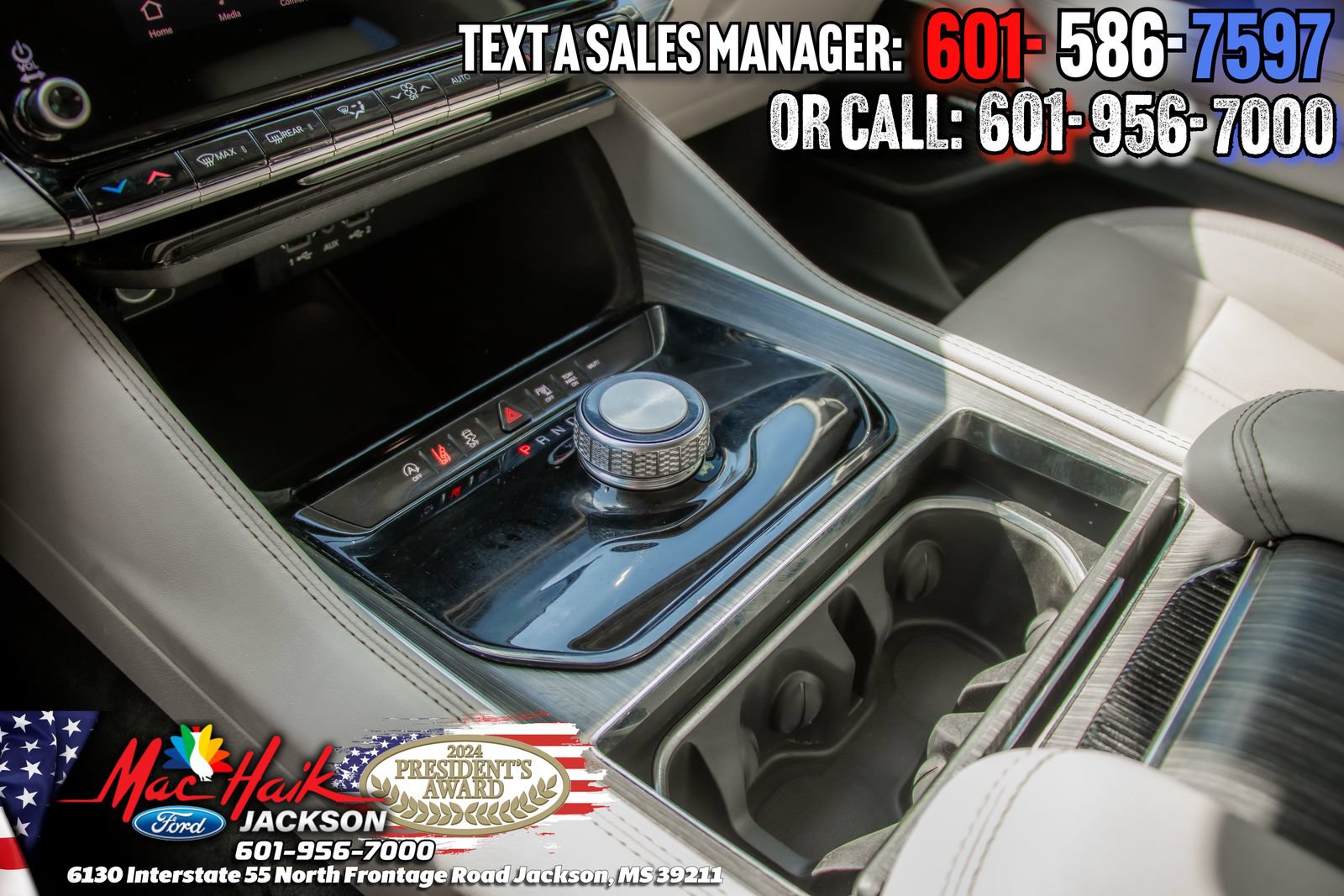 Used 2023 Jeep Wagoneer Series III w/ Mopar Step-Up Package RWD image 19
