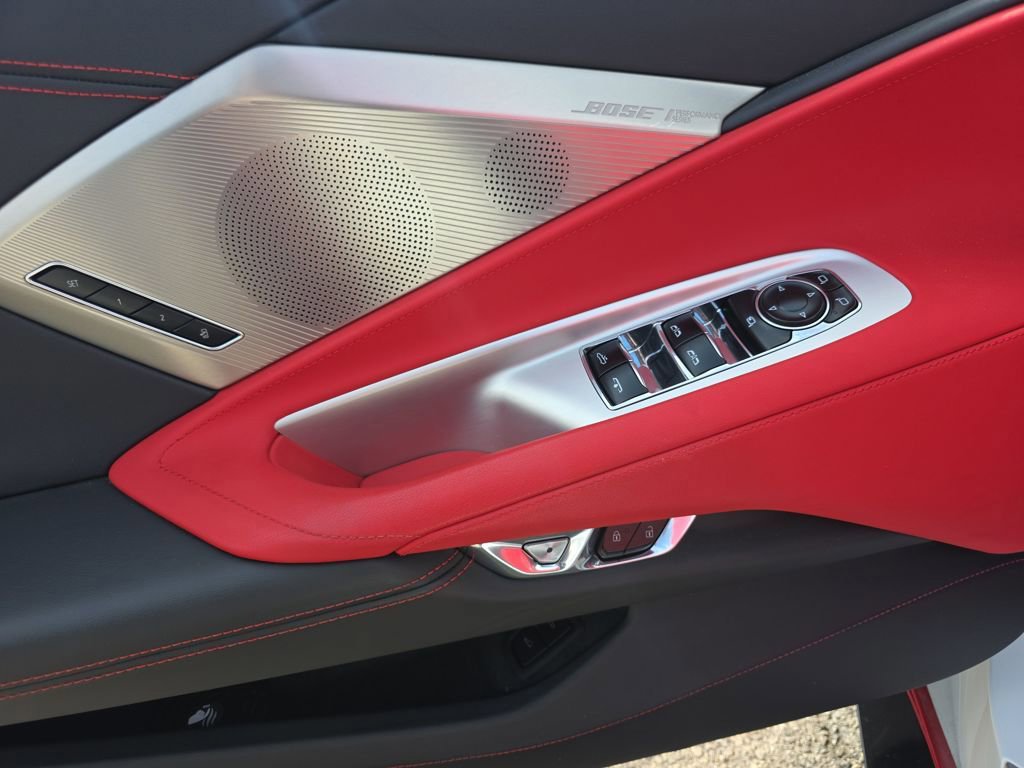 Used 2023 Chevrolet Corvette Stingray w/ Z51 Performance Package image 25