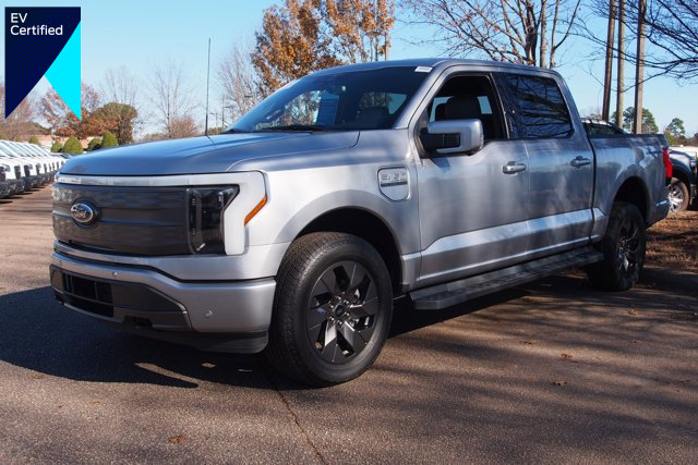 Certified 2023 Ford F150 Lightning Lariat w/ Max Trailer Tow Package image 1