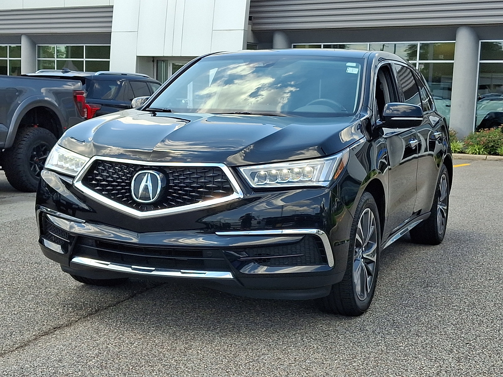 Used 2020 Acura MDX SH-AWD w/ Technology Package image 4