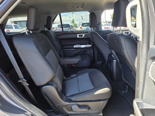 Certified 2023 Ford Explorer XLT RWD image 29