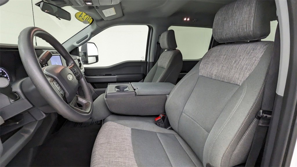 Certified 2024 Ford F250 XLT image 2
