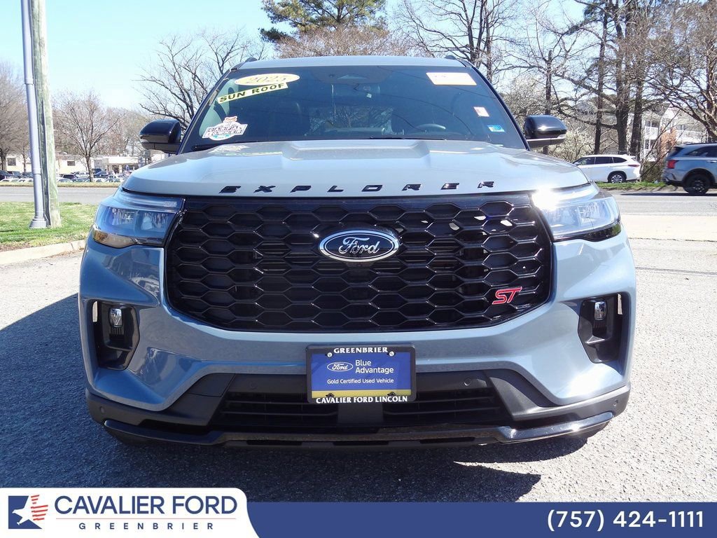 Certified 2025 Ford Explorer ST w/ Sun And Sound Package image 7