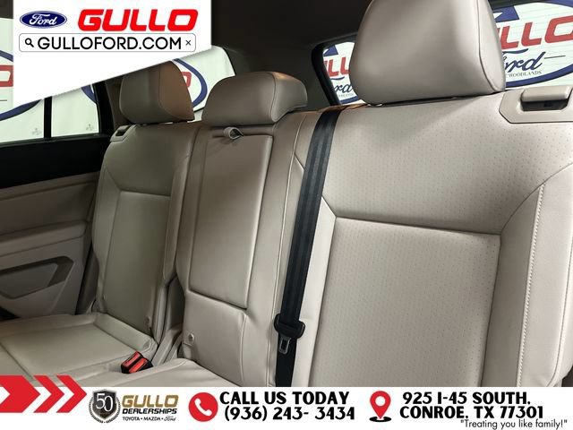 Used 2018 Volkswagen Atlas SE w/ R-Line Package FWD image 13