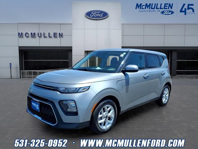 Used 2022 Kia Soul LX w/ Technology Package FWD image 1