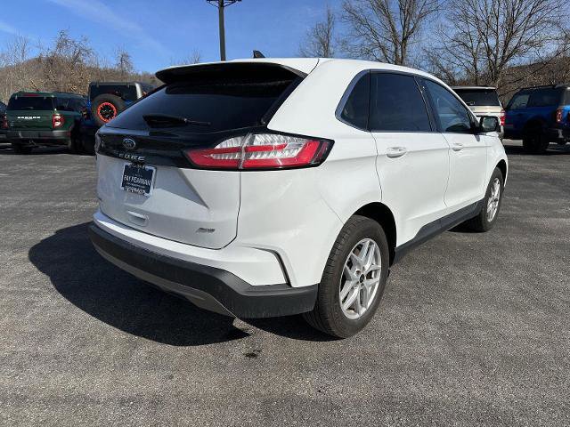 Certified 2024 Ford Edge SEL image 4