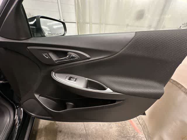 Used 2023 Chevrolet Malibu LT FWD image 23