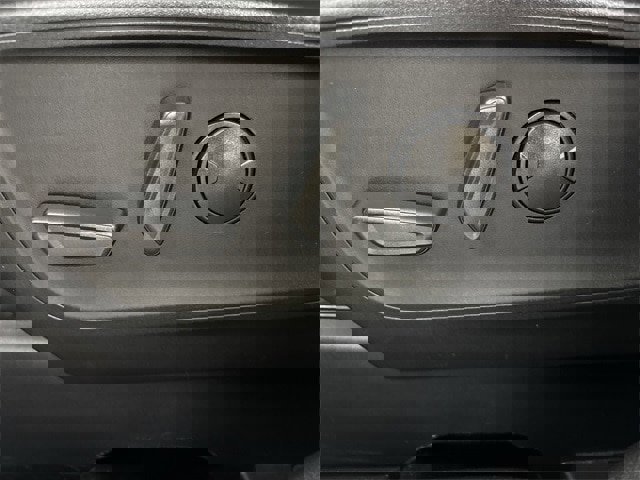 Certified 2023 Ford Escape ST-Line Select w/ Tech Pack #2 image 4