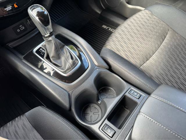 Used 2019 Nissan Rogue SV AWD/4WD image 19
