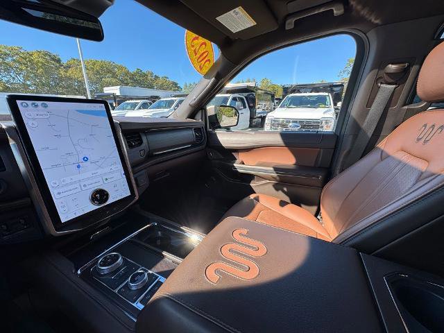 Certified 2023 Ford Expedition Max King Ranch image 24