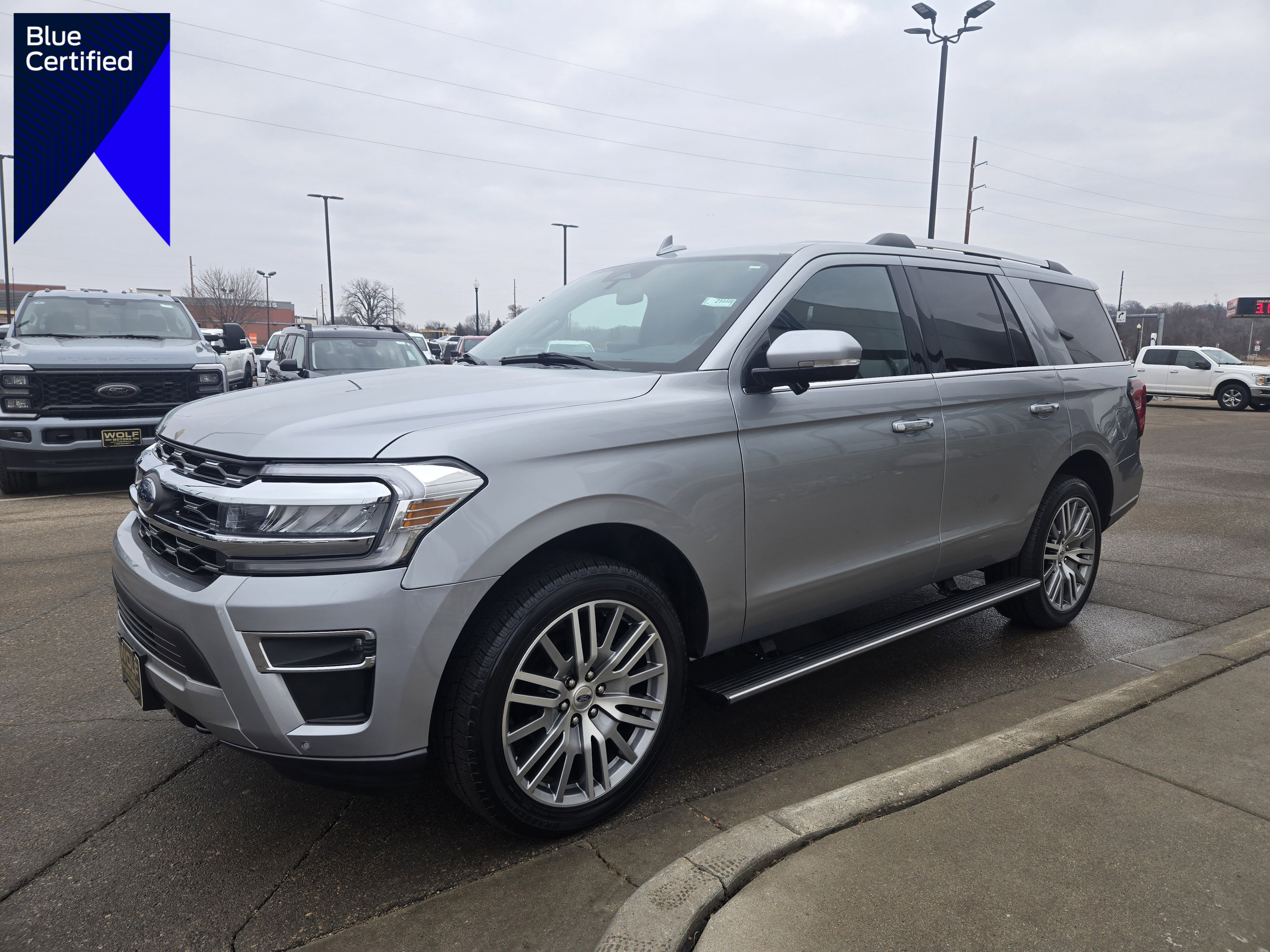 Certified 2024 Ford Expedition Limited image 1
