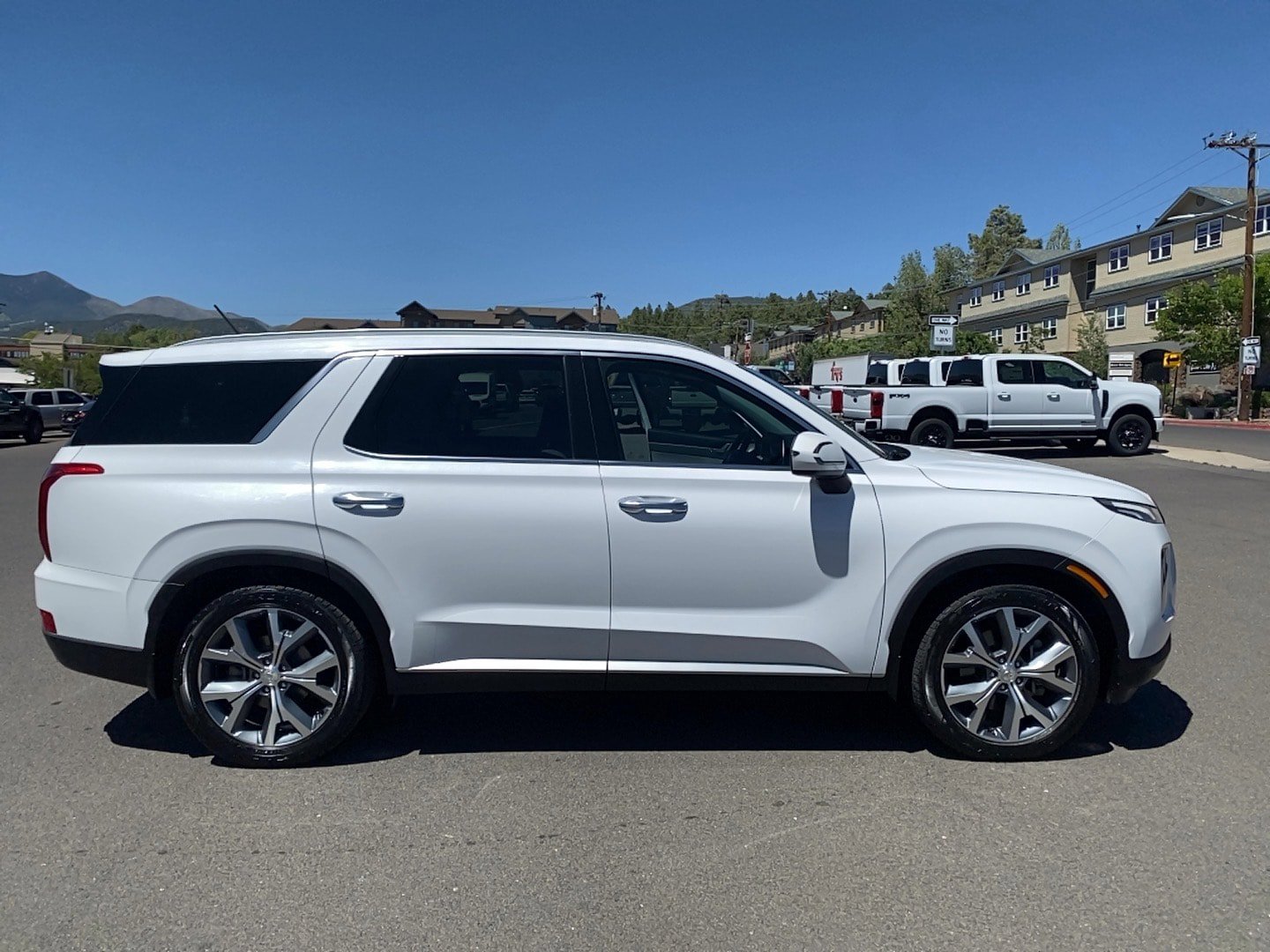 Used 2020 Hyundai Palisade SEL w/ Convenience Package AWD/4WD image 4