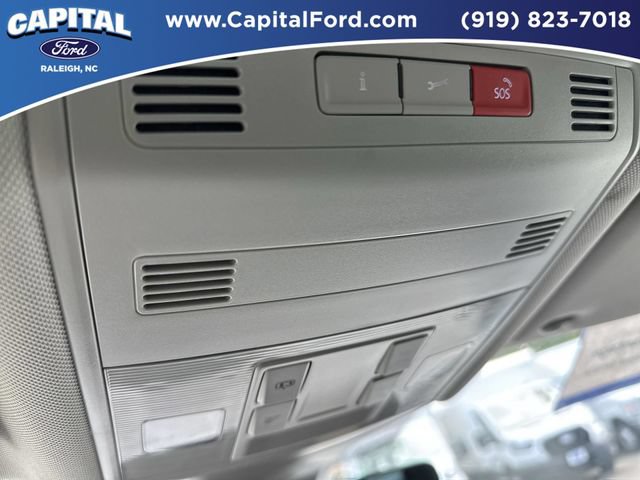 Used 2024 Volkswagen Jetta SE FWD image 32