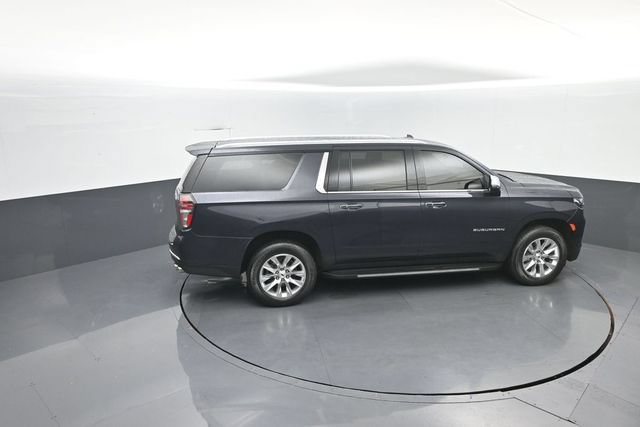 Used 2023 Chevrolet Suburban Premier AWD/4WD image 31