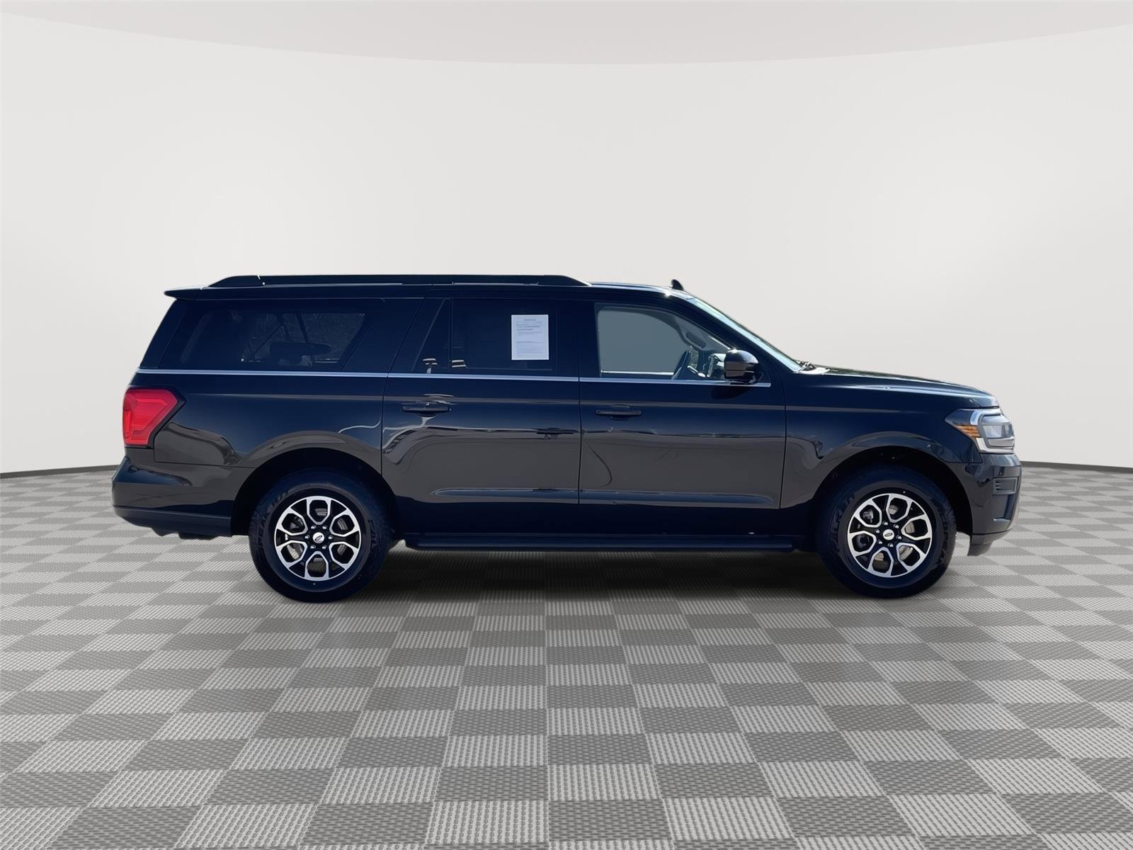 Certified 2024 Ford Expedition Max XLT AWD/4WD image 6