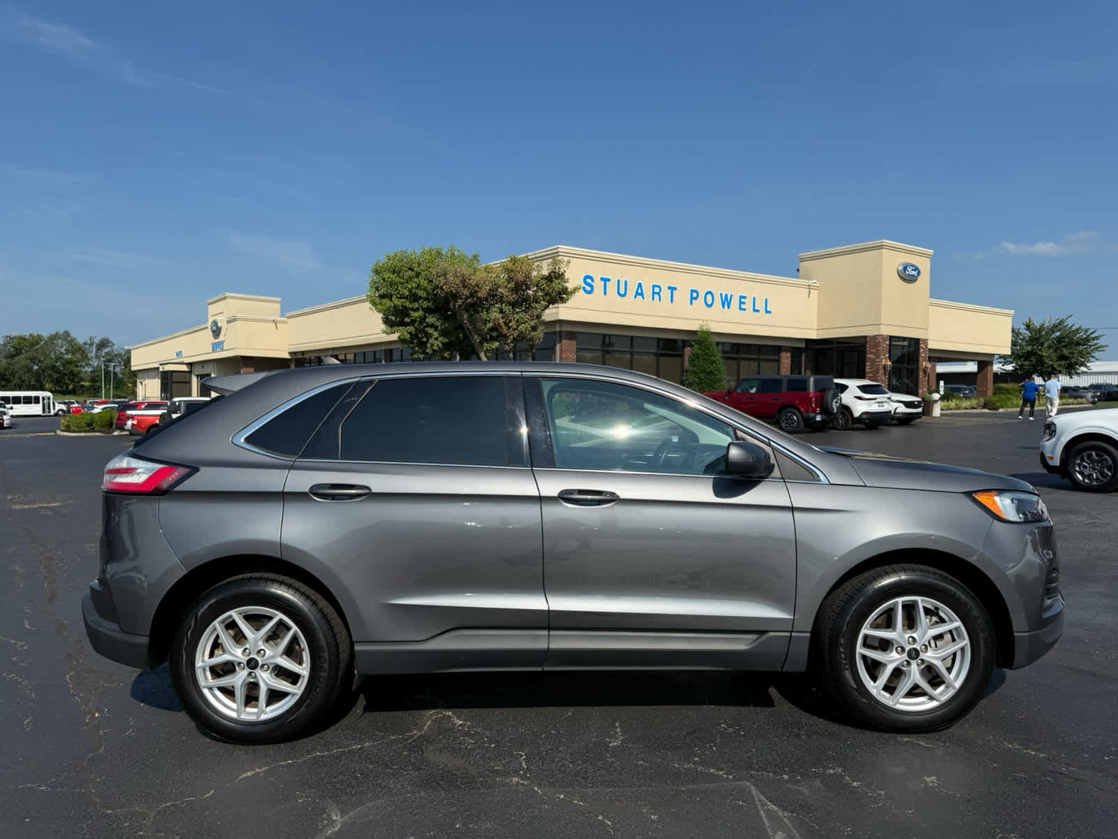 Certified 2023 Ford Edge SEL AWD/4WD image 18