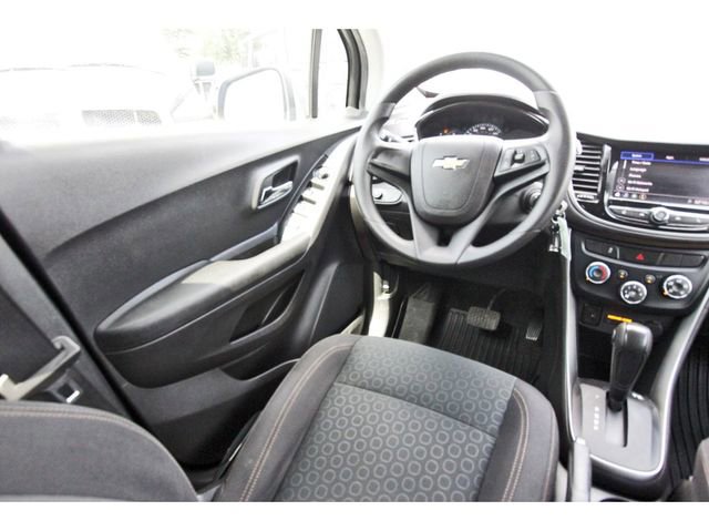 Used 2020 Chevrolet Trax LS w/ LPO, Cargo Package image 7