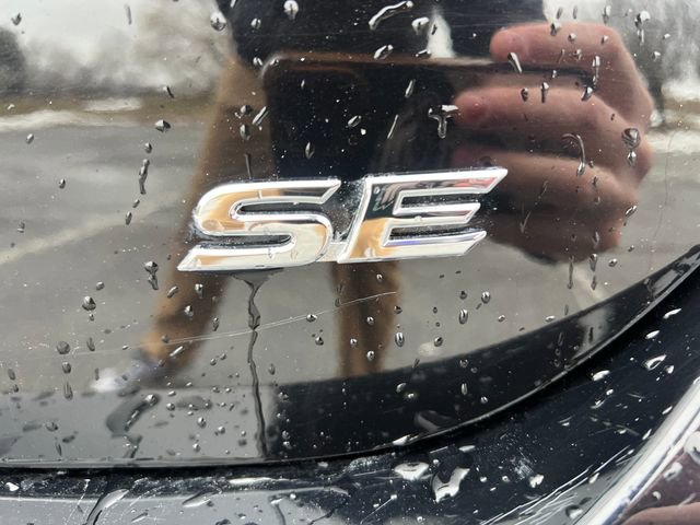 Used 2021 Toyota Camry SE image 39