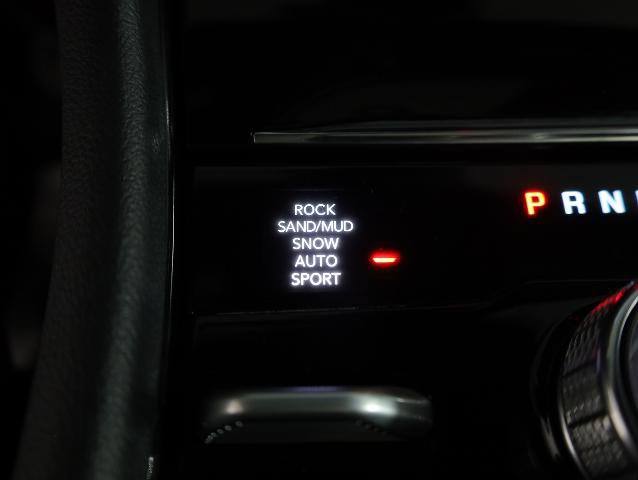 Used 2025 Jeep Grand Cherokee Summit AWD/4WD image 26