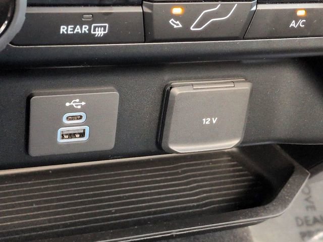 Certified 2025 Ford F250 XLT w/ FX4 Off-Road Package AWD/4WD image 19