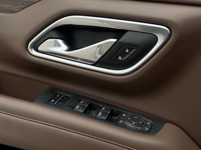 Used 2021 Chevrolet Tahoe High Country w/ Premium Package RWD image 24