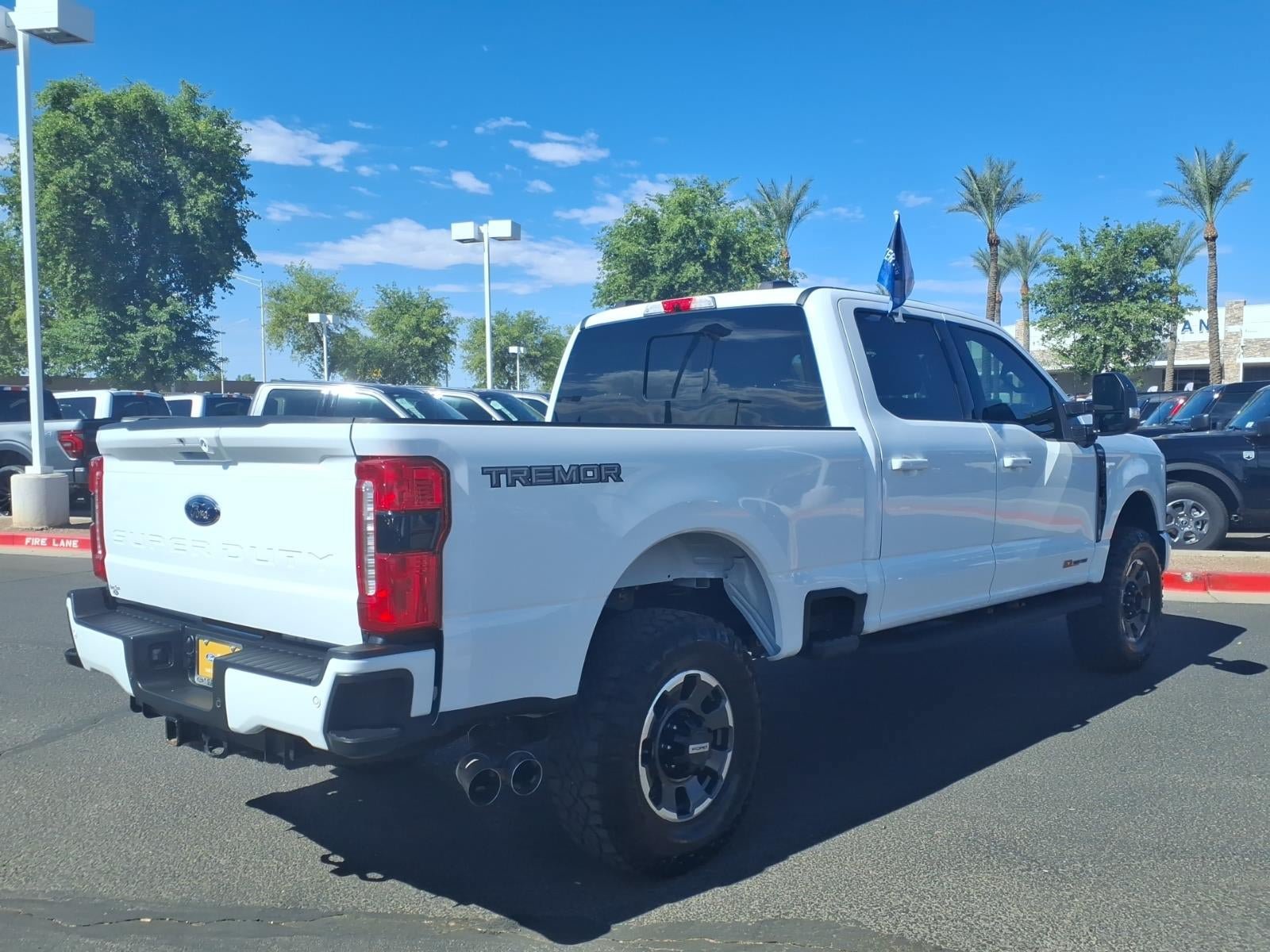 Certified 2024 Ford F250 Lariat w/ Tremor Off-Road Package AWD/4WD image 4