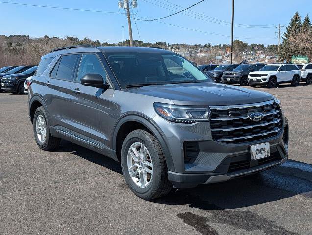 Certified 2025 Ford Explorer Active AWD/4WD image 3