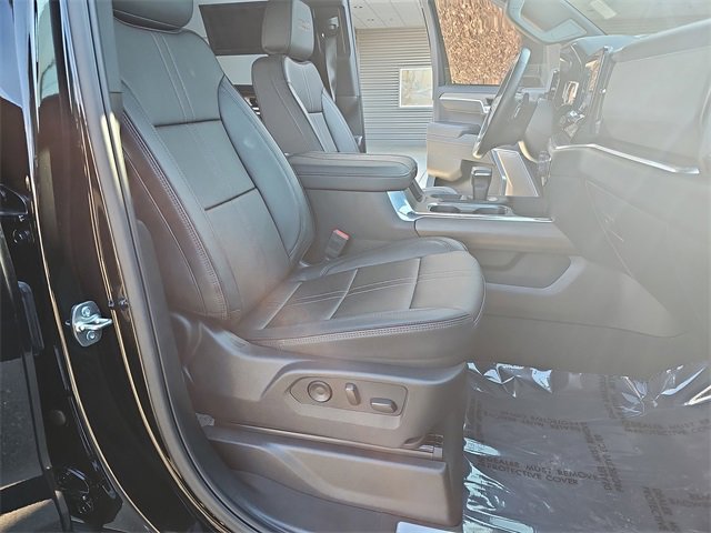 Used 2025 Chevrolet Silverado 1500 High Country image 10