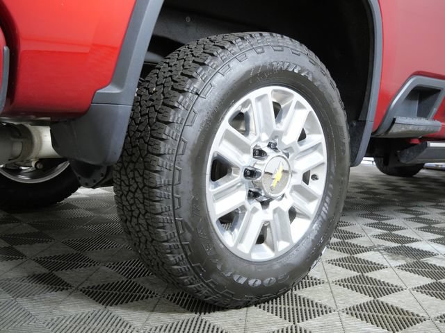 Used 2025 Chevrolet Silverado 3500 High Country w/ Technology Package AWD/4WD image 6