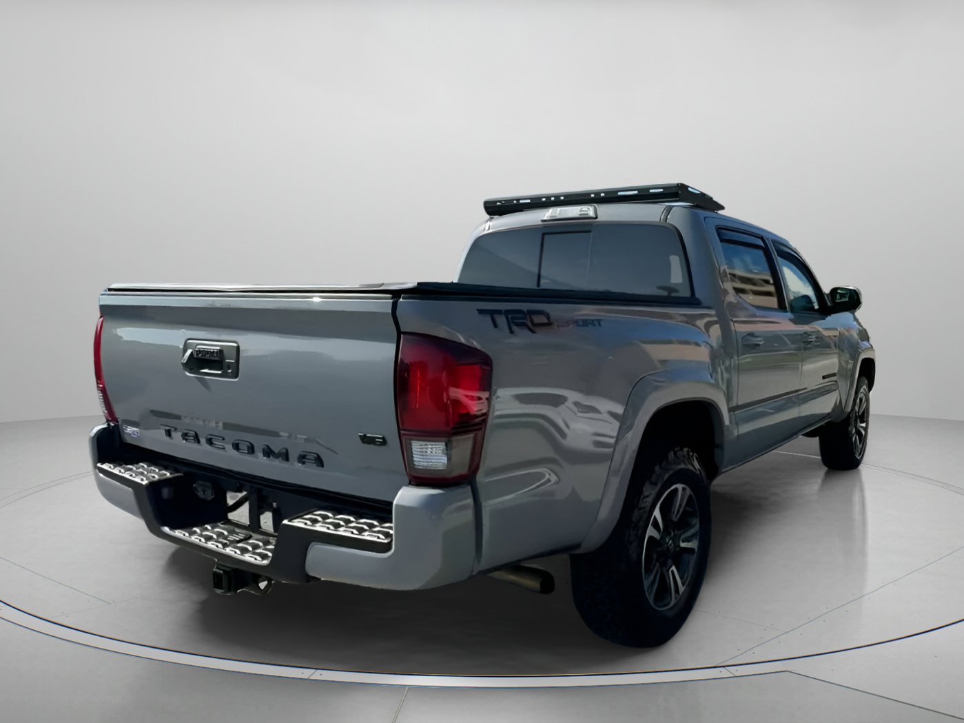 Used 2019 Toyota Tacoma TRD Sport image 26