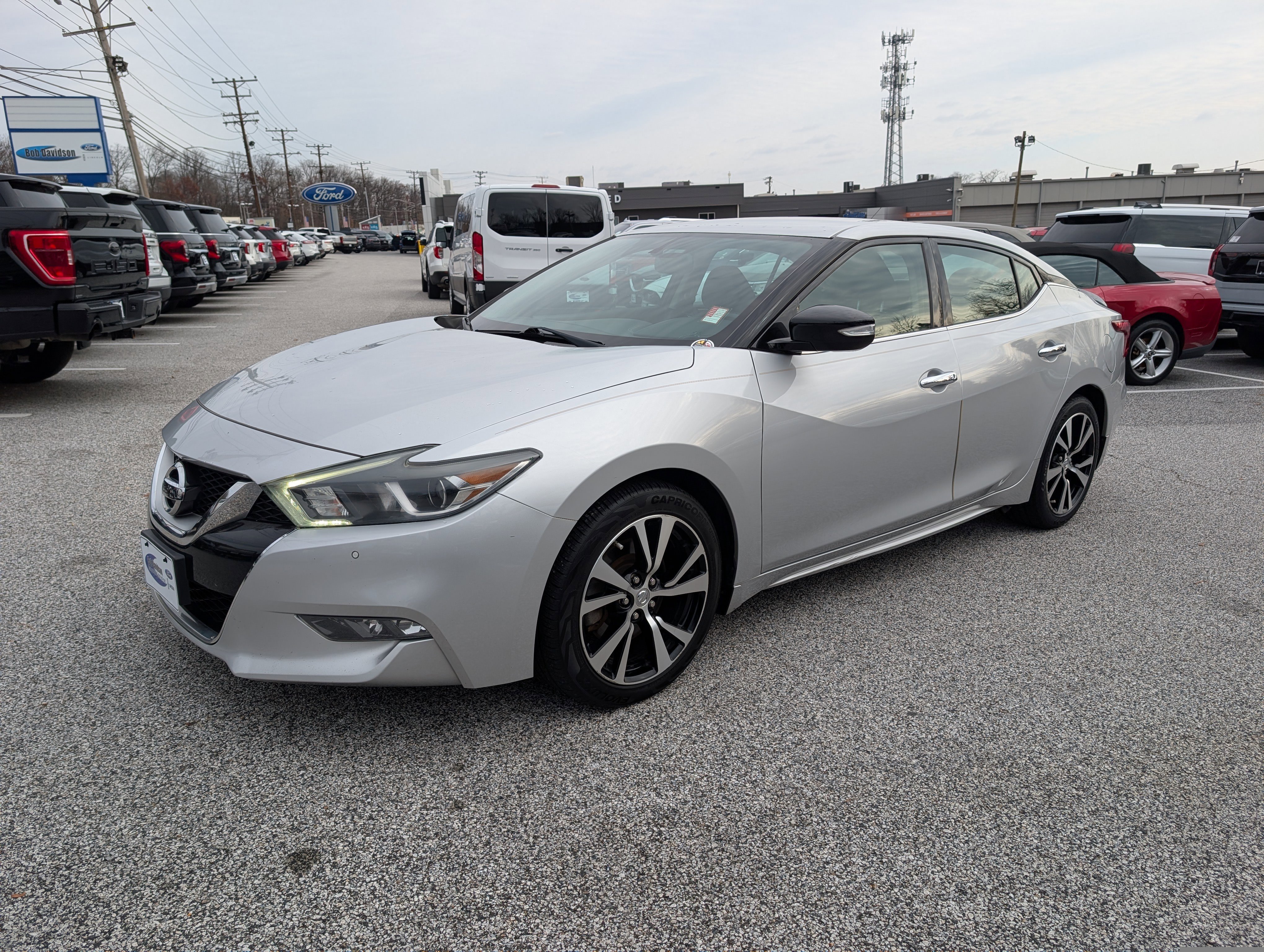 Used 2017 Nissan Maxima 3.5 SV image 2
