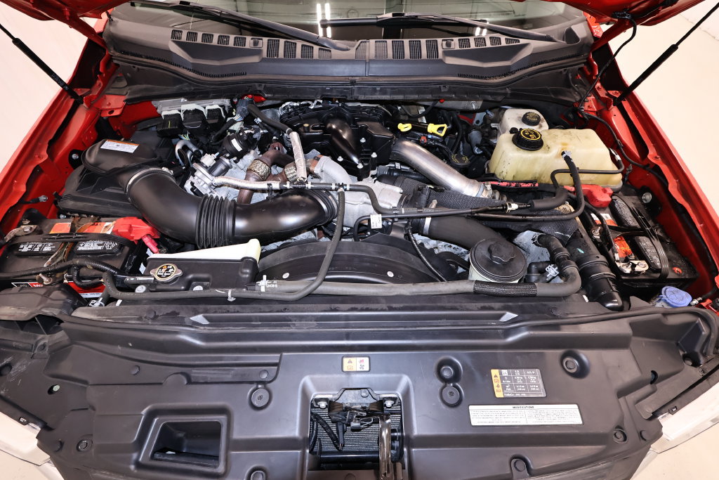Certified 2019 Ford F350 XLT w/ XLT Premium Package AWD/4WD image 43