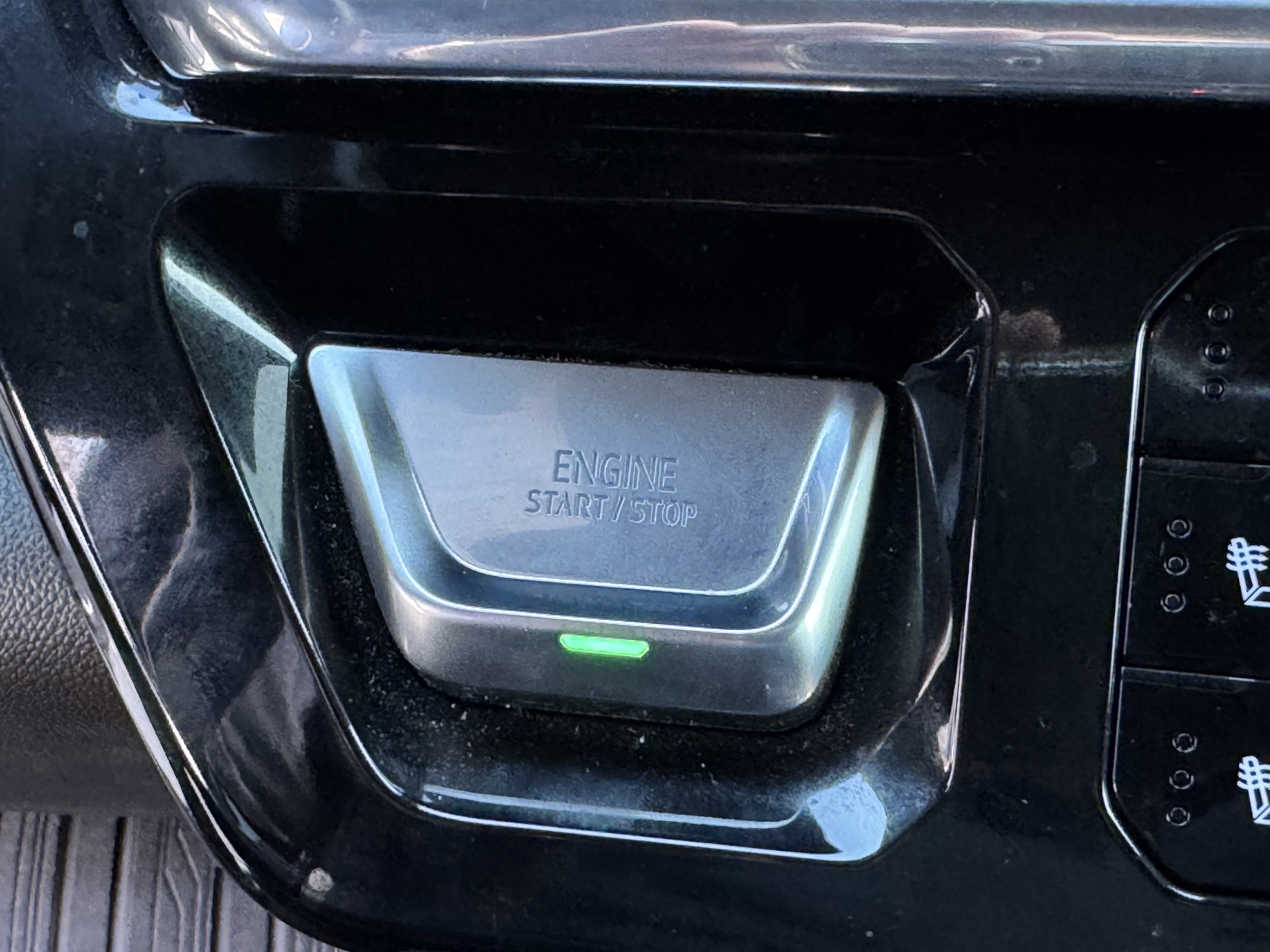 Used 2023 GMC Sierra 1500 Denali w/ Denali Reserve Package image 21