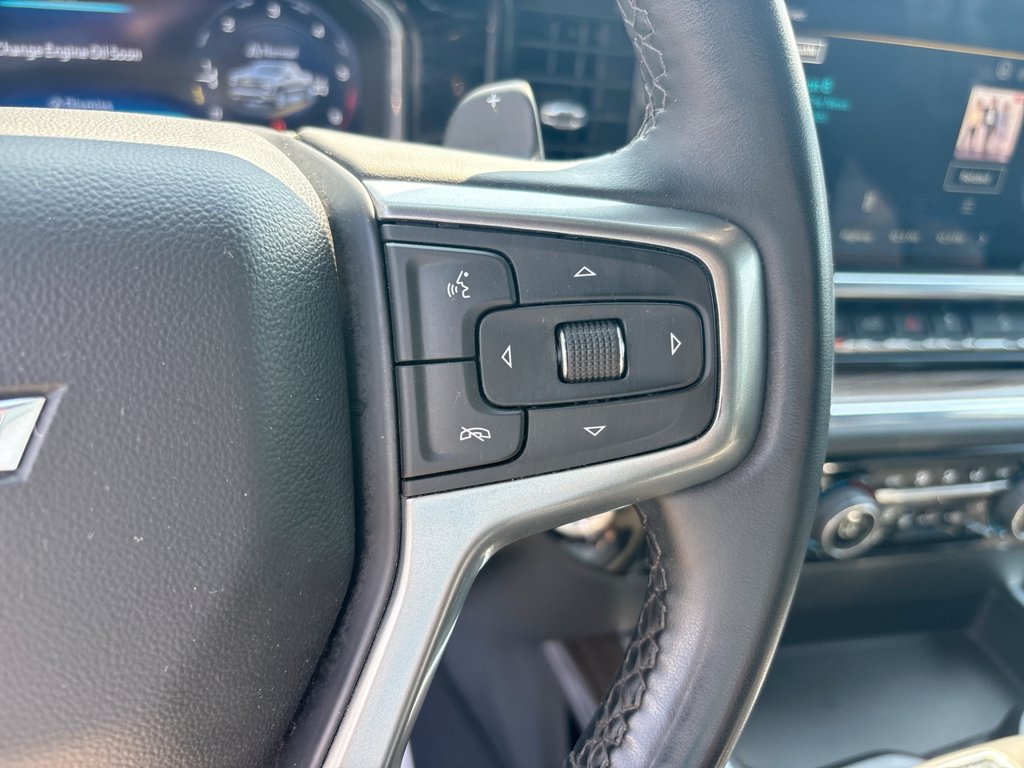 Used 2024 Chevrolet Silverado 1500 RST AWD/4WD image 30