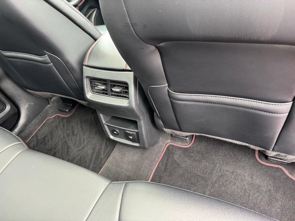 Certified 2024 Ford Edge ST-Line AWD/4WD image 21