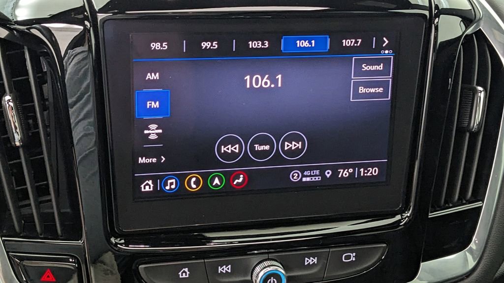 Used 2023 Chevrolet Traverse RS image 27