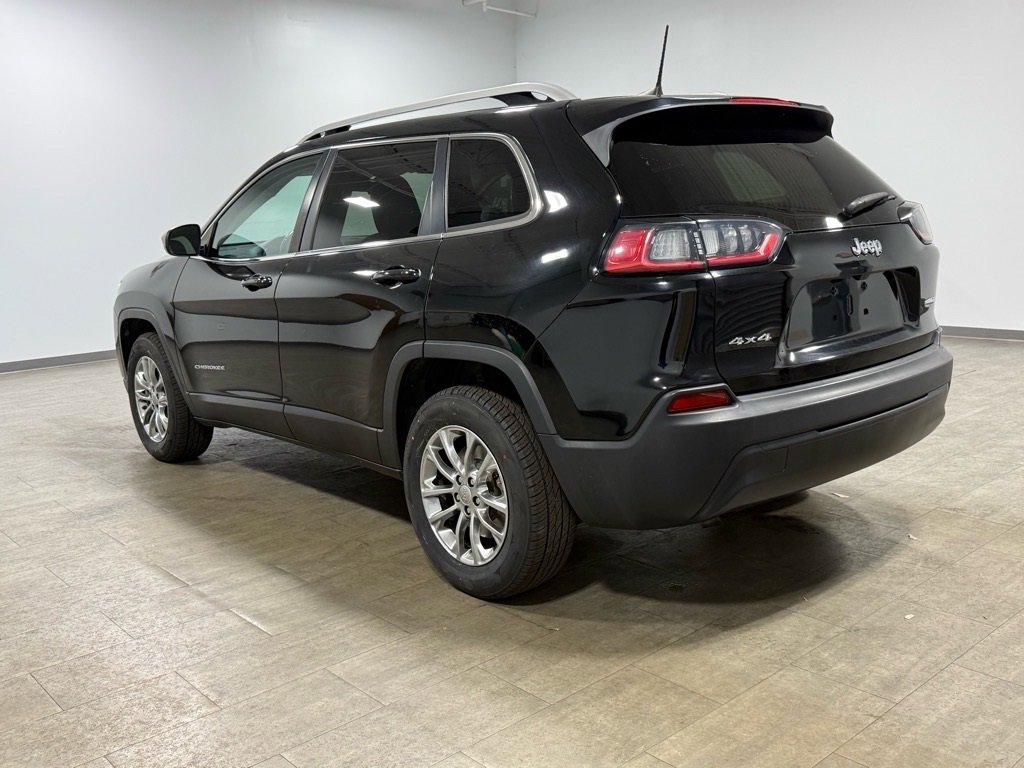 Used 2019 Jeep Cherokee Latitude Plus image 6