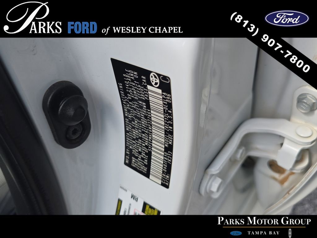Used 2022 Toyota Corolla LE FWD image 30