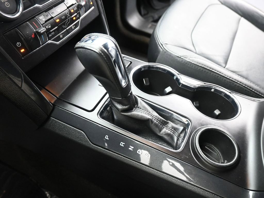 Certified 2017 Ford Explorer XLT w/ Equipment Group 202A image 17