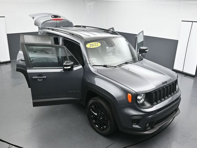 Used 2022 Jeep Renegade Altitude AWD/4WD image 35