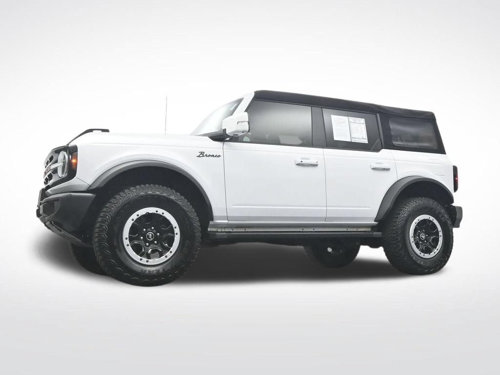 Certified 2024 Ford Bronco Outer Banks w/ Sasquatch Package AWD/4WD image 32