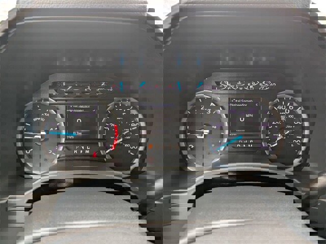 Certified 2022 Ford F450 XLT w/ XLT Value Package image 11