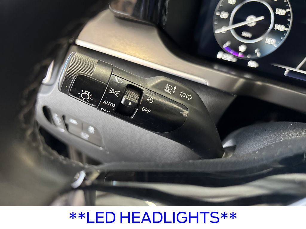 Used 2023 Kia Sorento SX FWD image 26