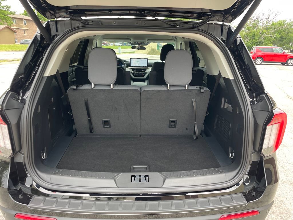 Certified 2026 Ford Explorer Active AWD/4WD image 58