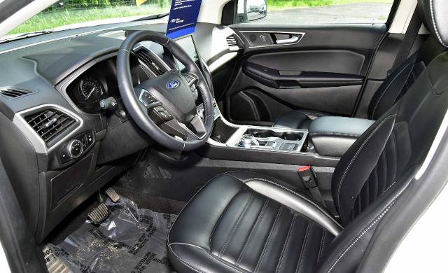 Certified 2024 Ford Edge SEL w/ Convenience Package AWD/4WD image 13