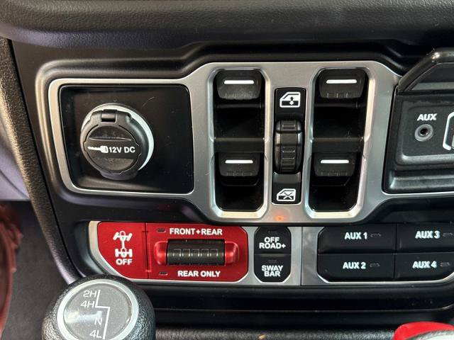 Used 2025 Jeep Wrangler Unlimited Rubicon AWD/4WD image 28