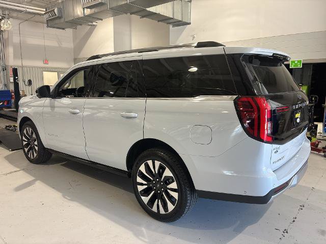Certified 2025 Ford Expedition Platinum w/ Driver's Package AWD/4WD image 7