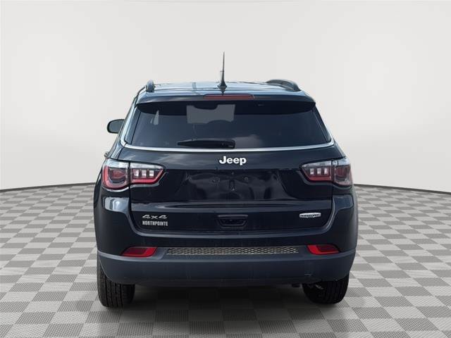 Used 2022 Jeep Compass Latitude w/ Convenience Group AWD/4WD image 26