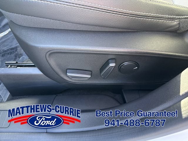 Certified 2023 Ford Escape SE w/ PHEV Premium Package FWD image 10